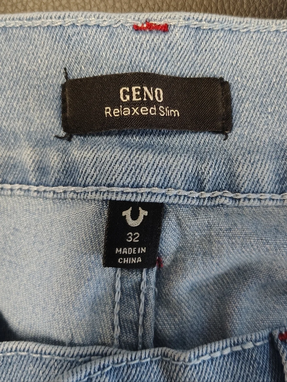 True Religion Light Blue Skinny Jeans with Signature Stitching Mens 32